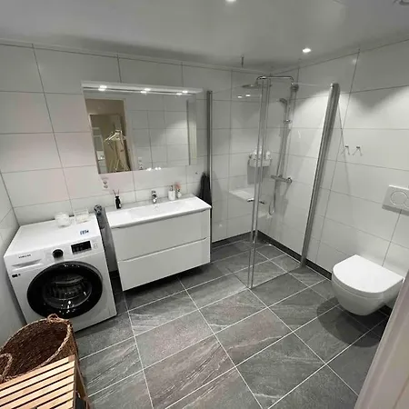 Ny I Nytt Bygg I Naturskjonne Omgivelser! Apartment
