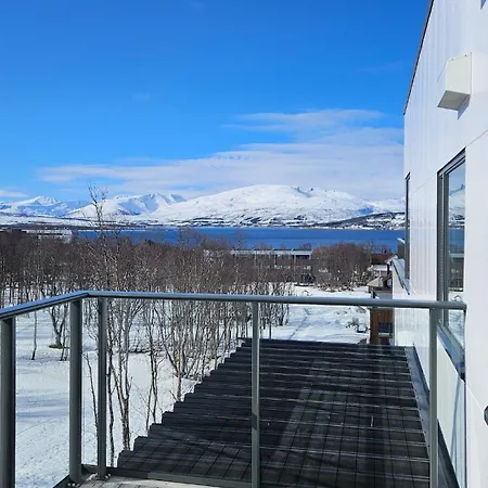 Ny I Nytt Bygg I Naturskjonne Omgivelser! Lejlighed *