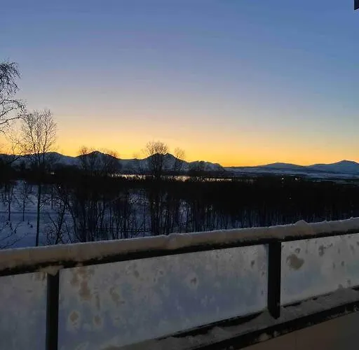 Ny I Nytt Bygg I Naturskjonne Omgivelser! *