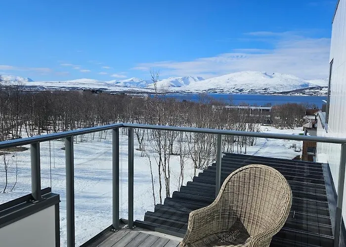 Ny I Nytt Bygg I Naturskjonne Omgivelser!